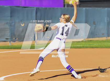 Thumbnail 3 in Camp Verde @ Northwest Christian photogallery.