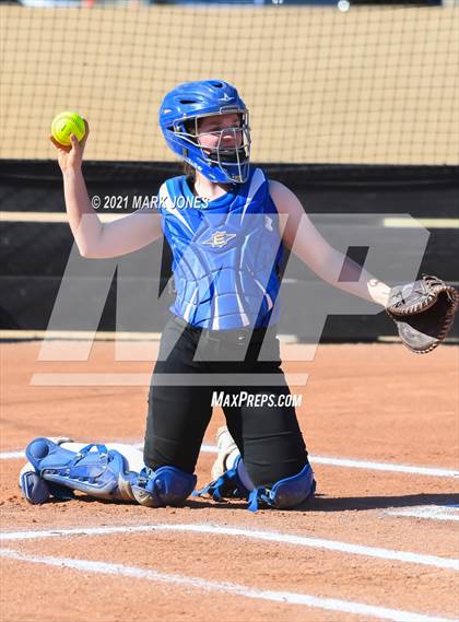 Thumbnail 3 in Camp Verde @ Northwest Christian photogallery.