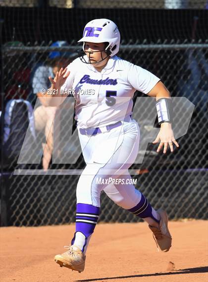 Thumbnail 2 in Camp Verde @ Northwest Christian photogallery.