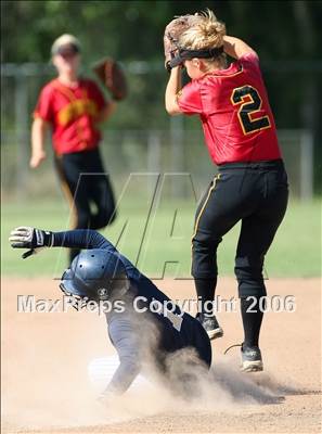Thumbnail 3 in St. Francis vs West (Section Playoffs) photogallery.