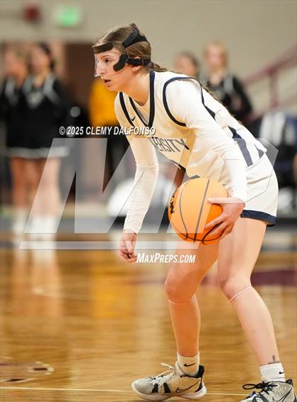 Thumbnail 2 in D'Evelyn vs University (CHSAA 4A Great 8) photogallery.