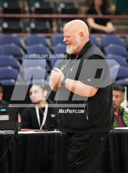 Thumbnail 3 in D'Evelyn vs University (CHSAA 4A Great 8) photogallery.