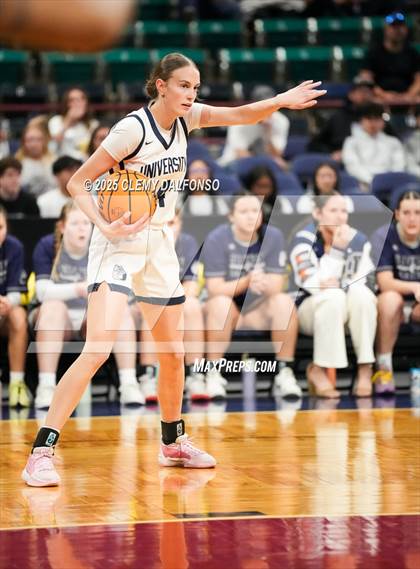 Thumbnail 2 in D'Evelyn vs University (CHSAA 4A Great 8) photogallery.