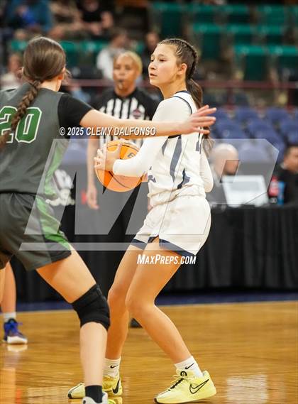 Thumbnail 2 in D'Evelyn vs University (CHSAA 4A Great 8) photogallery.