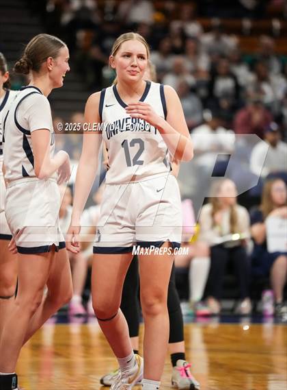 Thumbnail 3 in D'Evelyn vs University (CHSAA 4A Great 8) photogallery.