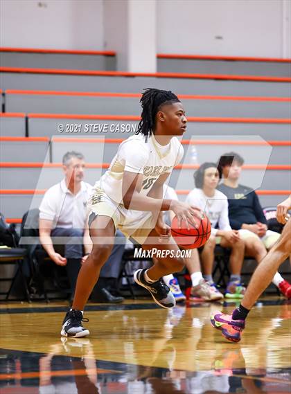 Thumbnail 2 in Bella Vista vs Enochs (Tiger Classic) photogallery.