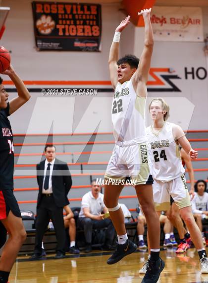 Thumbnail 2 in Bella Vista vs Enochs (Tiger Classic) photogallery.