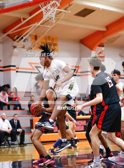 Thumbnail 1 in Bella Vista vs Enochs (Tiger Classic) photogallery.