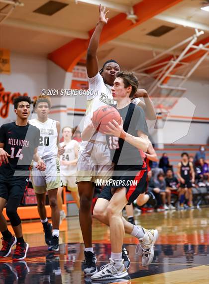Thumbnail 3 in Bella Vista vs Enochs (Tiger Classic) photogallery.