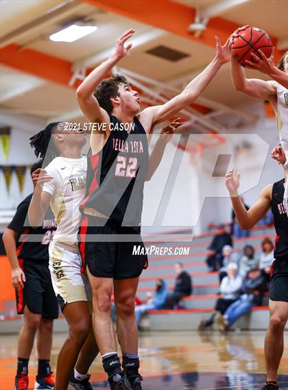 Thumbnail 1 in Bella Vista vs Enochs (Tiger Classic) photogallery.