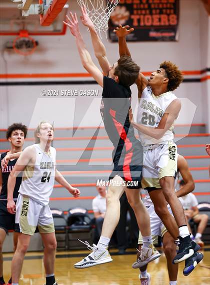 Thumbnail 3 in Bella Vista vs Enochs (Tiger Classic) photogallery.