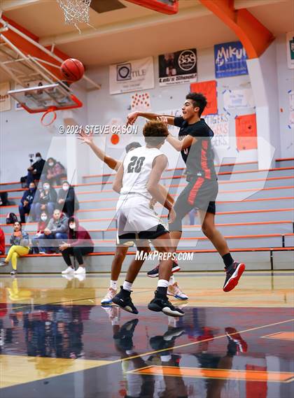 Thumbnail 2 in Bella Vista vs Enochs (Tiger Classic) photogallery.
