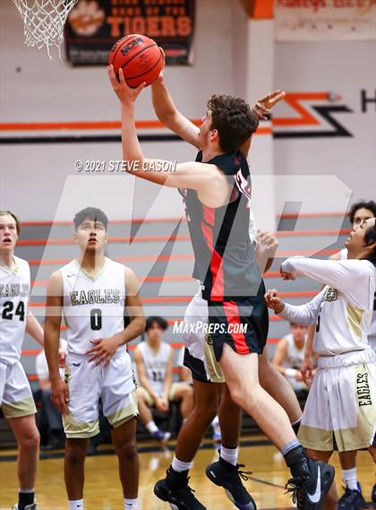 Thumbnail 1 in Bella Vista vs Enochs (Tiger Classic) photogallery.