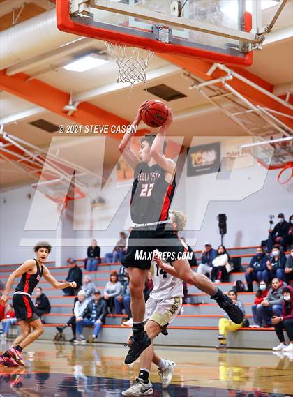 Thumbnail 3 in Bella Vista vs Enochs (Tiger Classic) photogallery.