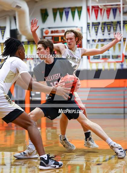 Thumbnail 2 in Bella Vista vs Enochs (Tiger Classic) photogallery.