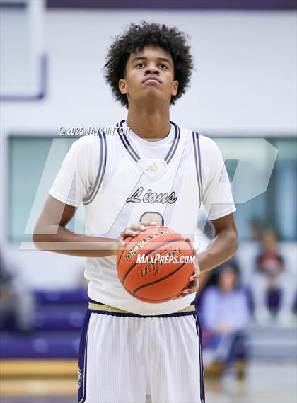 Thumbnail 3 in Sunset vs. Grace Prep photogallery.