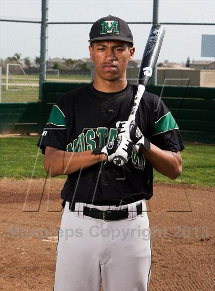 Thumbnail 3 in Monterey Trail Varsity Baseball Team and Individual Photos photogallery.