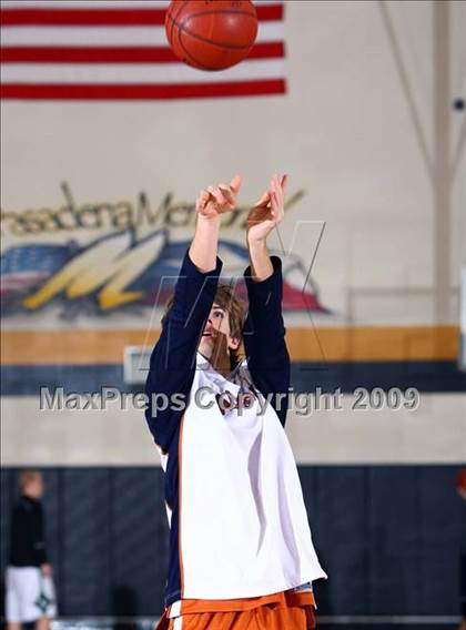 Thumbnail 2 in Kingwood Park vs San Antonio Madison (McDonalds Texas Invitational) photogallery.