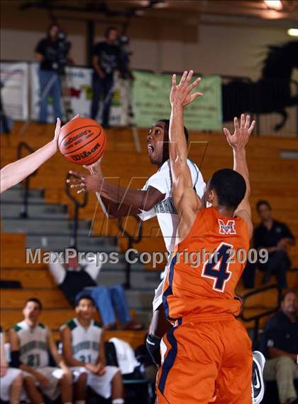 Thumbnail 2 in Kingwood Park vs San Antonio Madison (McDonalds Texas Invitational) photogallery.