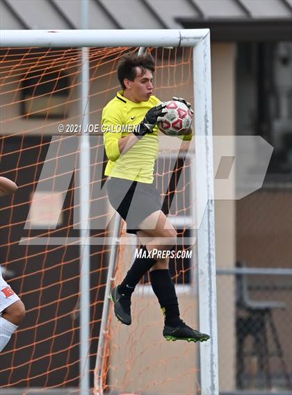 Thumbnail 2 in Lee [Robert E.] vs Brandeis photogallery.