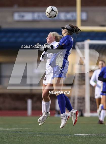 Thumbnail 2 in Webster Schroeder vs. Hilton (Section 5 Class AA Semifinal) photogallery.