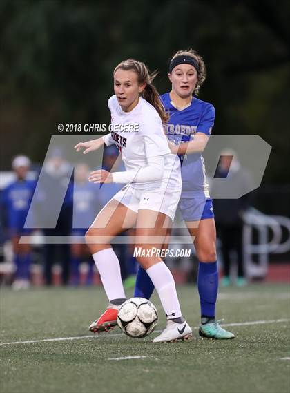 Thumbnail 2 in Webster Schroeder vs. Hilton (Section 5 Class AA Semifinal) photogallery.