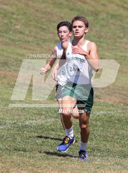 Thumbnail 2 in Monroe Parker Invitational photogallery.