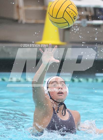 Thumbnail 3 in Bishop's vs. Newport Harbor (CIF SoCal Regional Division 1 First Round) photogallery.