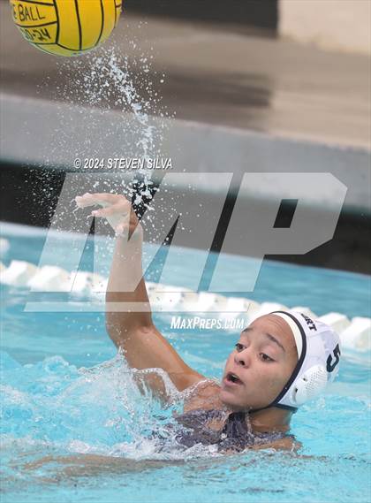 Thumbnail 2 in Bishop's vs. Newport Harbor (CIF SoCal Regional Division 1 First Round) photogallery.