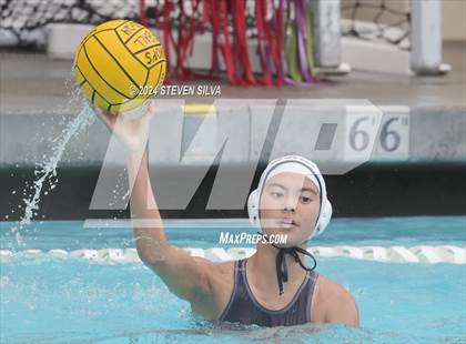 Thumbnail 3 in Bishop's vs. Newport Harbor (CIF SoCal Regional Division 1 First Round) photogallery.