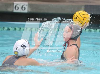 Thumbnail 1 in Bishop's vs. Newport Harbor (CIF SoCal Regional Division 1 First Round) photogallery.