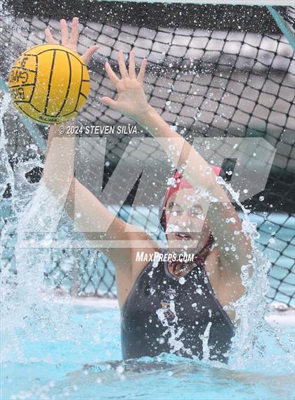 Thumbnail 3 in Bishop's vs. Newport Harbor (CIF SoCal Regional Division 1 First Round) photogallery.