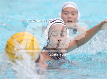 Thumbnail 2 in Bishop's vs. Newport Harbor (CIF SoCal Regional Division 1 First Round) photogallery.