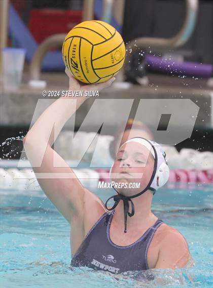 Thumbnail 2 in Bishop's vs. Newport Harbor (CIF SoCal Regional Division 1 First Round) photogallery.