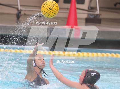 Thumbnail 3 in Bishop's vs. Newport Harbor (CIF SoCal Regional Division 1 First Round) photogallery.