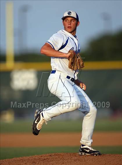 Thumbnail 2 in Stony Point vs. Cypress Creek photogallery.