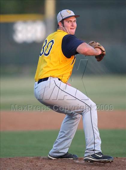 Thumbnail 2 in Stony Point vs. Cypress Creek photogallery.