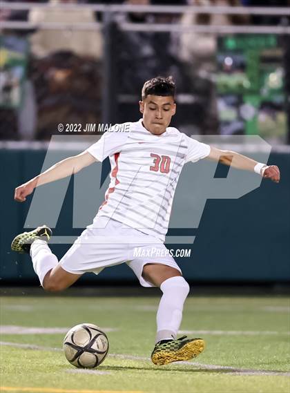Thumbnail 2 in Montgomery vs. De La Salle (CIFNCS D1 Final) photogallery.