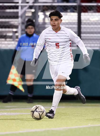 Thumbnail 3 in Montgomery vs. De La Salle (CIFNCS D1 Final) photogallery.