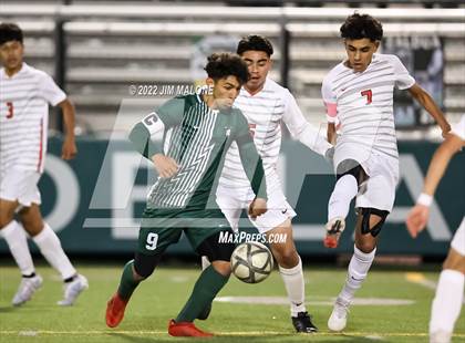 Thumbnail 3 in Montgomery vs. De La Salle (CIFNCS D1 Final) photogallery.
