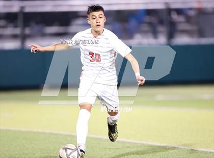 Thumbnail 3 in Montgomery vs. De La Salle (CIFNCS D1 Final) photogallery.