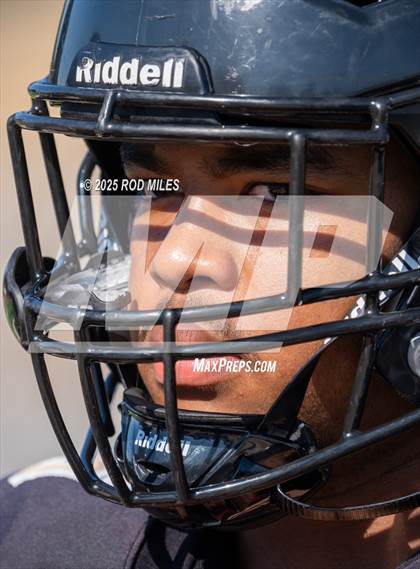 Thumbnail 2 in JV: Moreau Catholic @ Hayward photogallery.