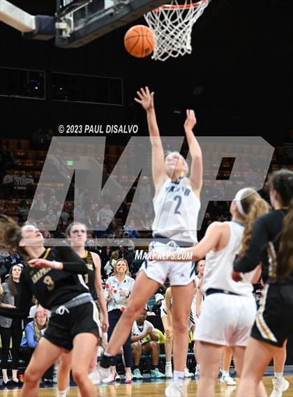Thumbnail 3 in Valor Christian vs. Arapahoe (CHSAA 6A Great 8) photogallery.