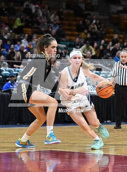 Thumbnail 3 in Valor Christian vs. Arapahoe (CHSAA 6A Great 8) photogallery.