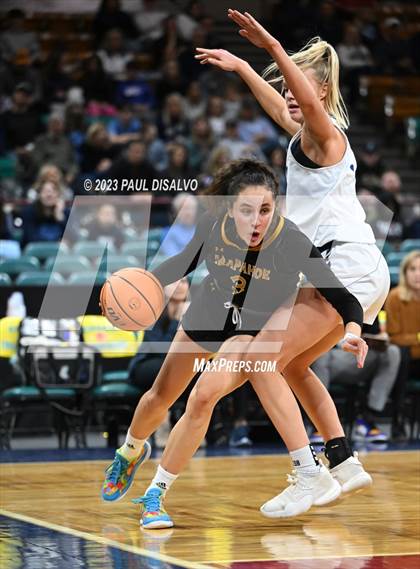 Thumbnail 1 in Valor Christian vs. Arapahoe (CHSAA 6A Great 8) photogallery.