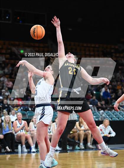 Thumbnail 2 in Valor Christian vs. Arapahoe (CHSAA 6A Great 8) photogallery.