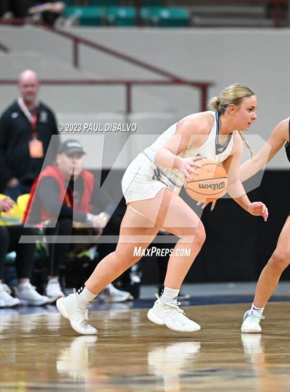 Thumbnail 2 in Valor Christian vs. Arapahoe (CHSAA 6A Great 8) photogallery.
