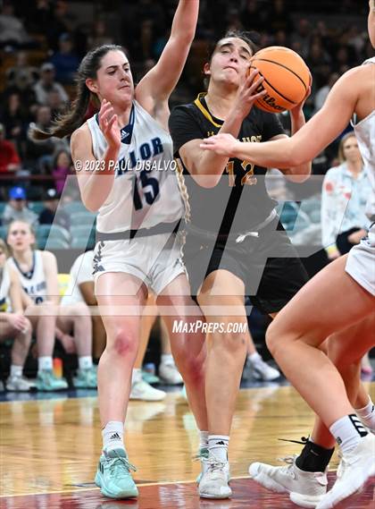 Thumbnail 2 in Valor Christian vs. Arapahoe (CHSAA 6A Great 8) photogallery.