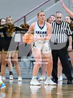 Photo from the gallery "Valor Christian vs. Arapahoe (CHSAA 6A Great 8)"