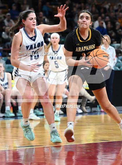 Thumbnail 3 in Valor Christian vs. Arapahoe (CHSAA 6A Great 8) photogallery.